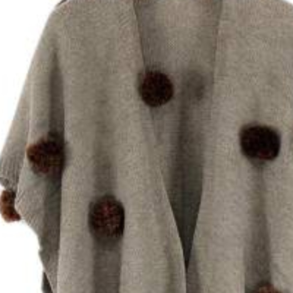 WRAP WITH POMS POMS - Picture 3 of 3